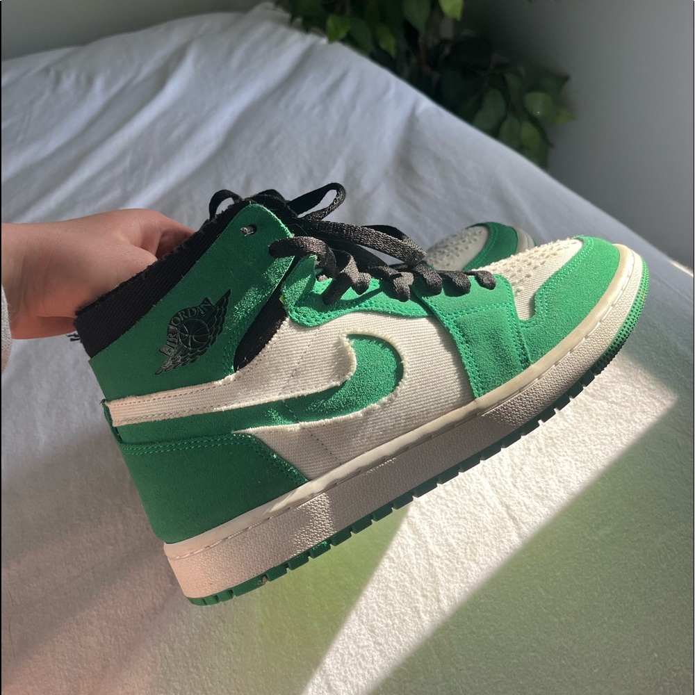 Nike Jordan 1 stadium green